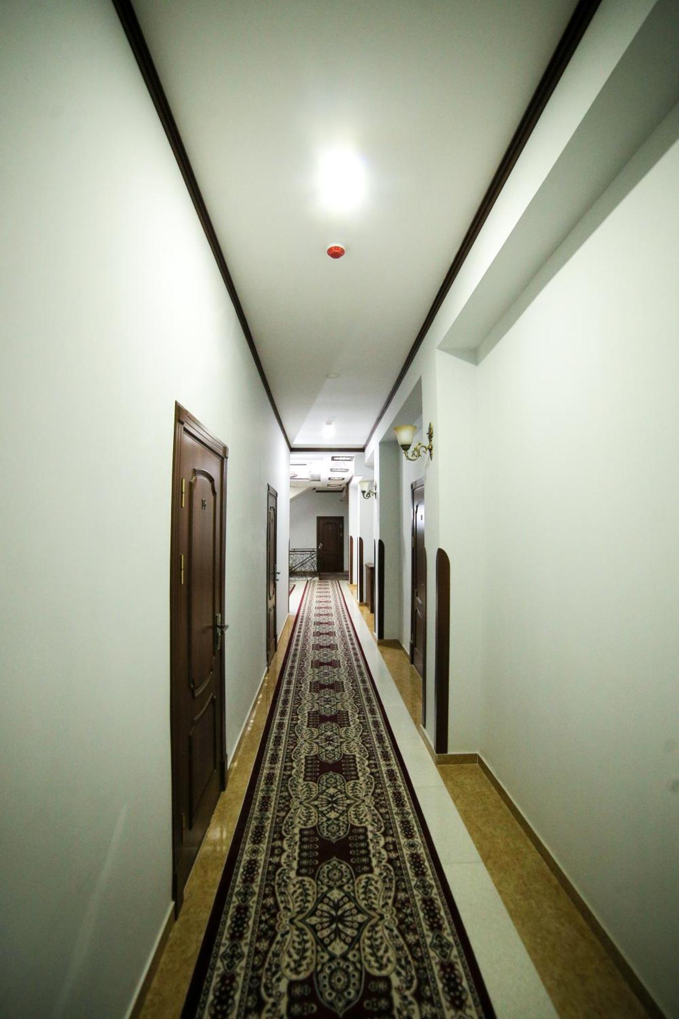 Sarbon Hotel Хива Экстерьер фото