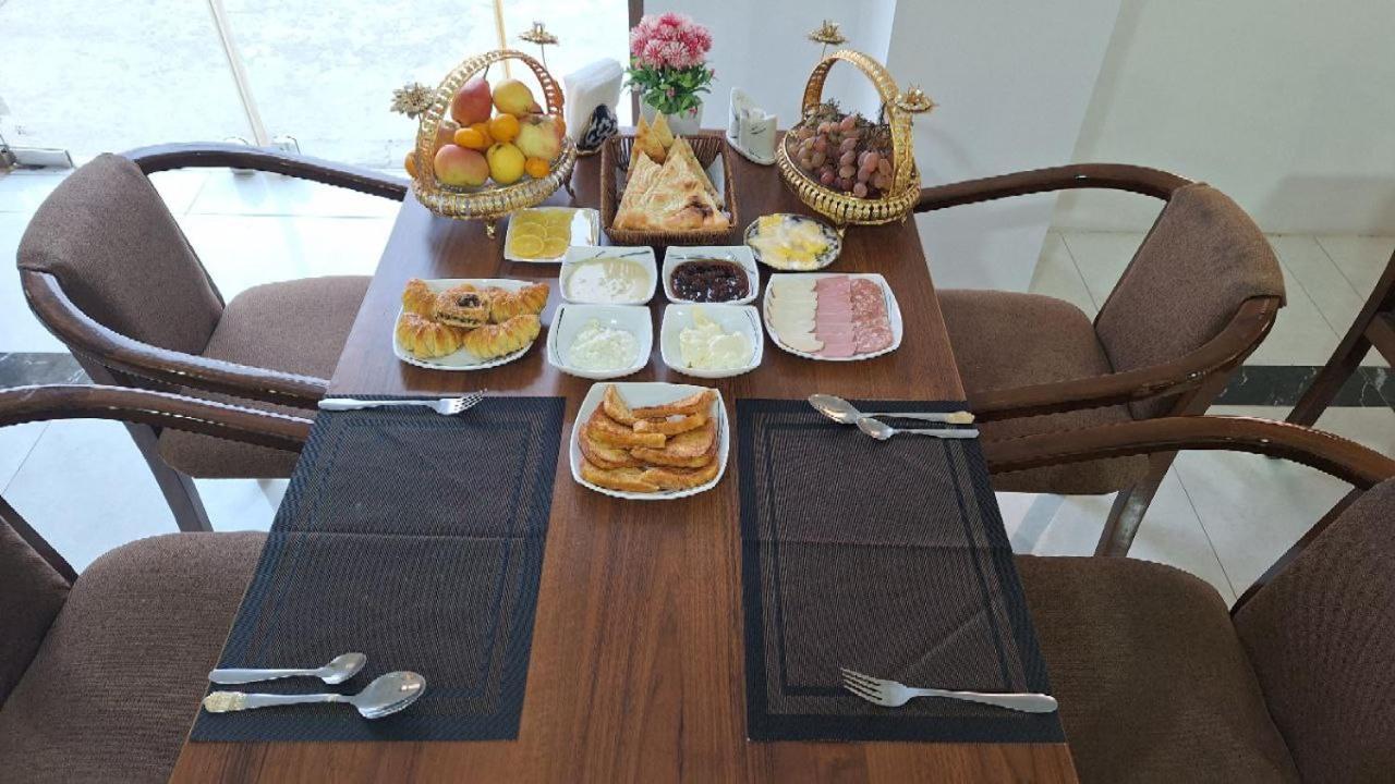 Sarbon Hotel Хива Экстерьер фото